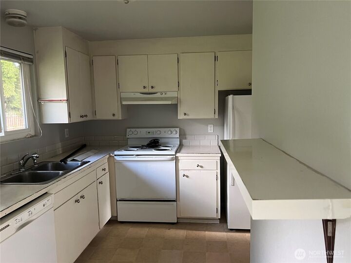 Property Photo: 0 Undisclosed WA 98033