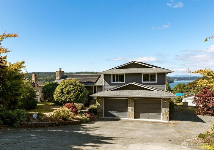 Property Photo:  479  Elderberry Street  WA 98277 