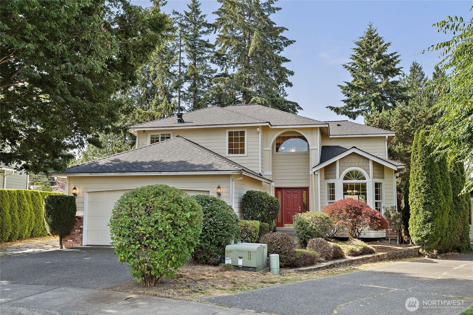 Property Photo: 13235 124th Court NE WA 98034