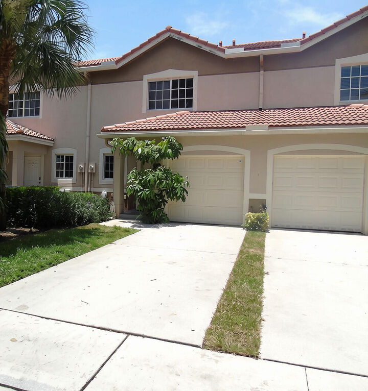 Property Photo:  6691 Old Farm Trail  FL 33437 