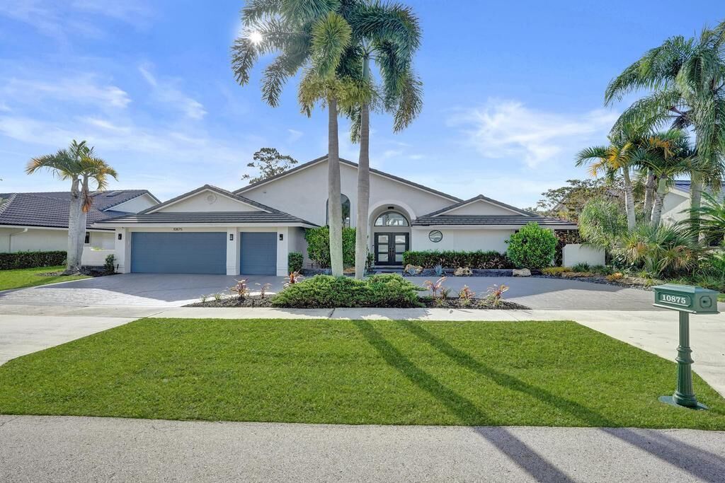 Property Photo:  10875 Boca Woods Lane  FL 33428 