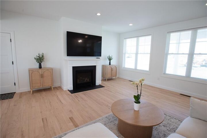 Property Photo: 30 Bunker Hill Crossing RI 02871