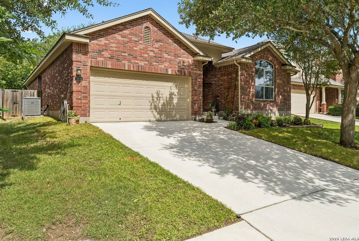 Property Photo: 5815 Grayson Cv TX 78253