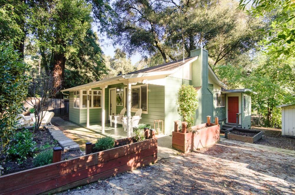 Property Photo: 383 Riverview Drive CA 95006