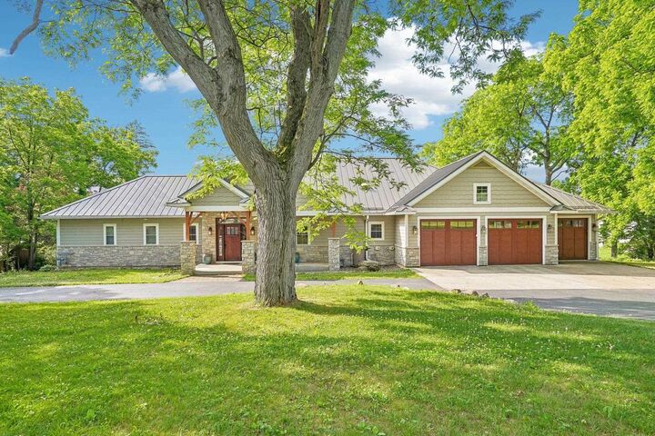 Property Photo: 546 W Main Street WI 53561