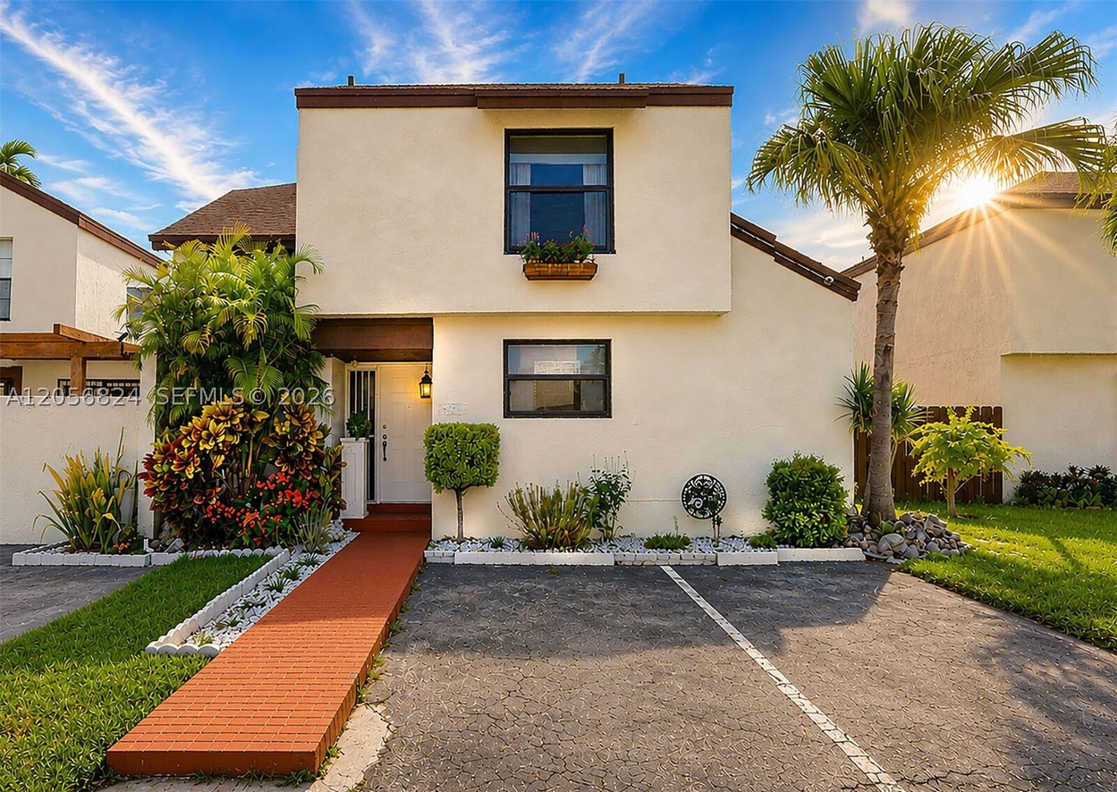 Property Photo: 635 NW 97th Pl FL 33172