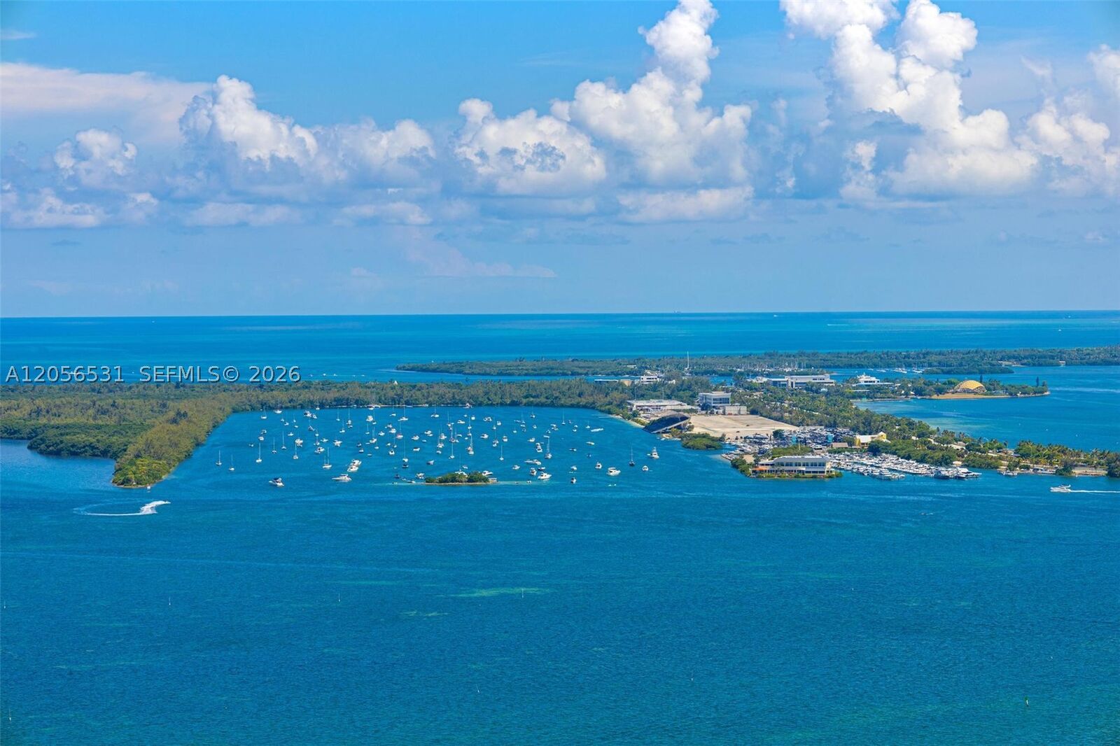 Property Photo:  950 Brickell Bay Dr 2210  FL 33131 