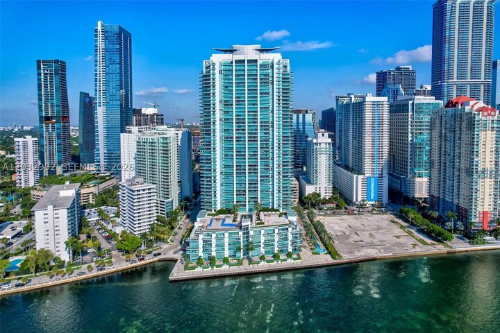Property Photo:  1331 Brickell Bay Dr 1504  FL 33131 