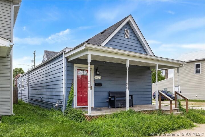 Property Photo:  1621 King Street  IN 47150 