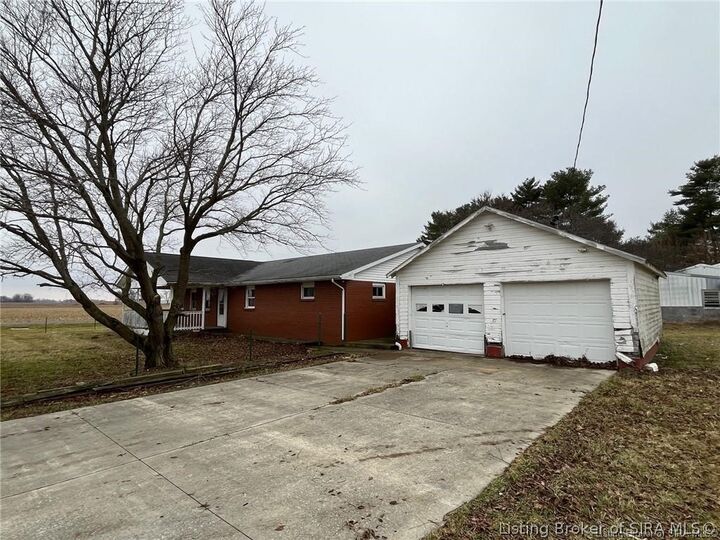 Property Photo: 4015 N 700 W IN 46901