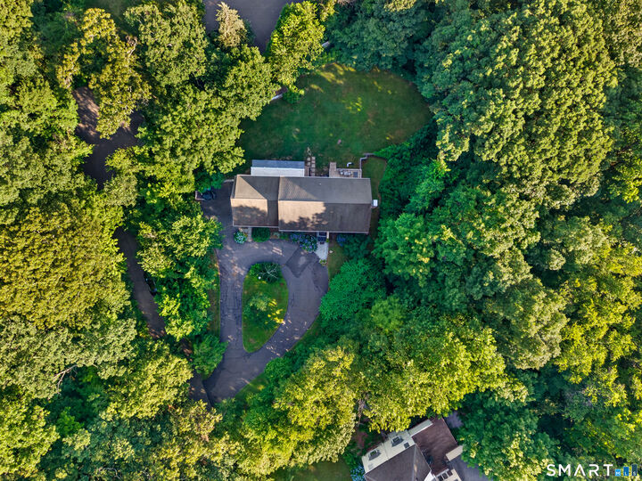 Property Photo:  7 Bailey Drive  CT 06437 