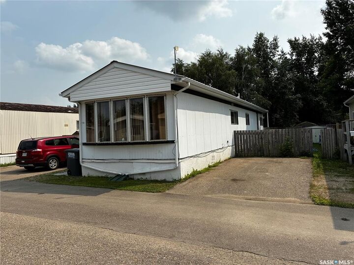 Property Photo:  219 Grant Street 108  SK S7N 2A5 