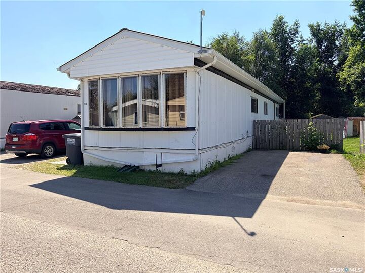 Property Photo: 219 Grant Street 108 SK S7N 2A5