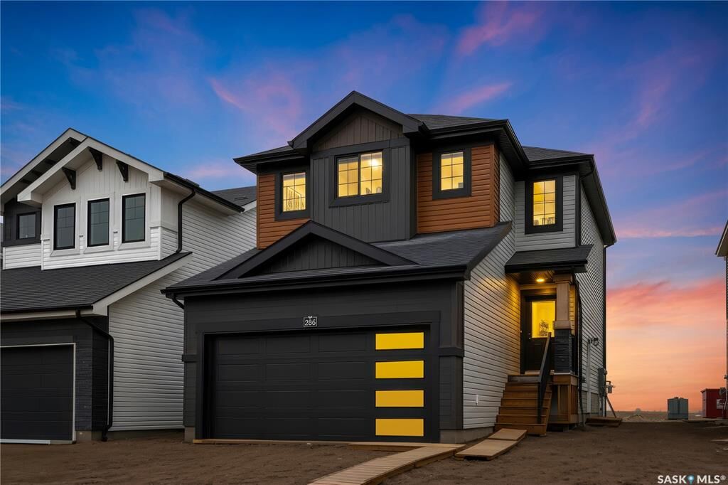 Property Photo: 286 Froese Crescent SK S0K 4S3
