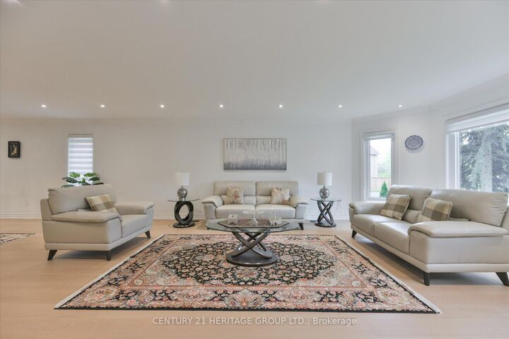 Photo de la propriété: 22 Tannery Court ON L4C 7V4