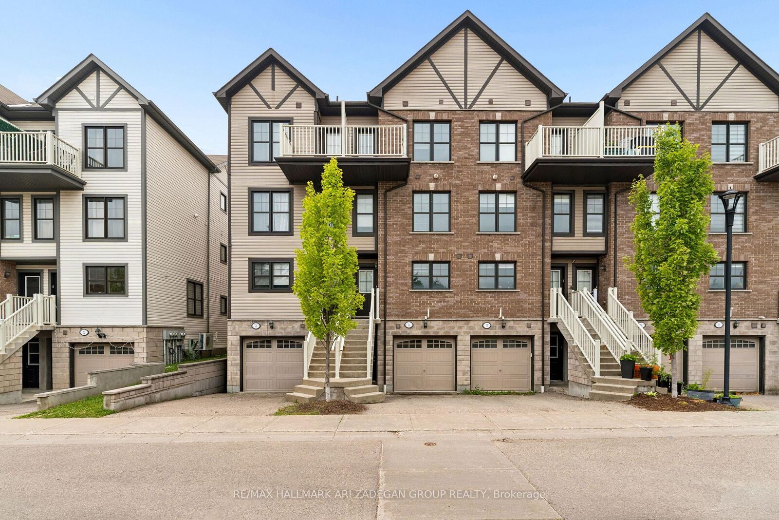 Property Photo: 701 Homer Watson Boulevard 74 ON N2C 0A5