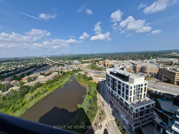 Property Photo: 2495 Eglinton Avenue W 2101 ON L5M 2T2
