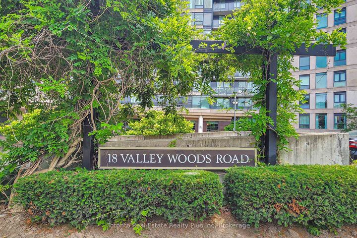 Property Photo: 18 Valley Woods Road 507 ON M3A 0A1