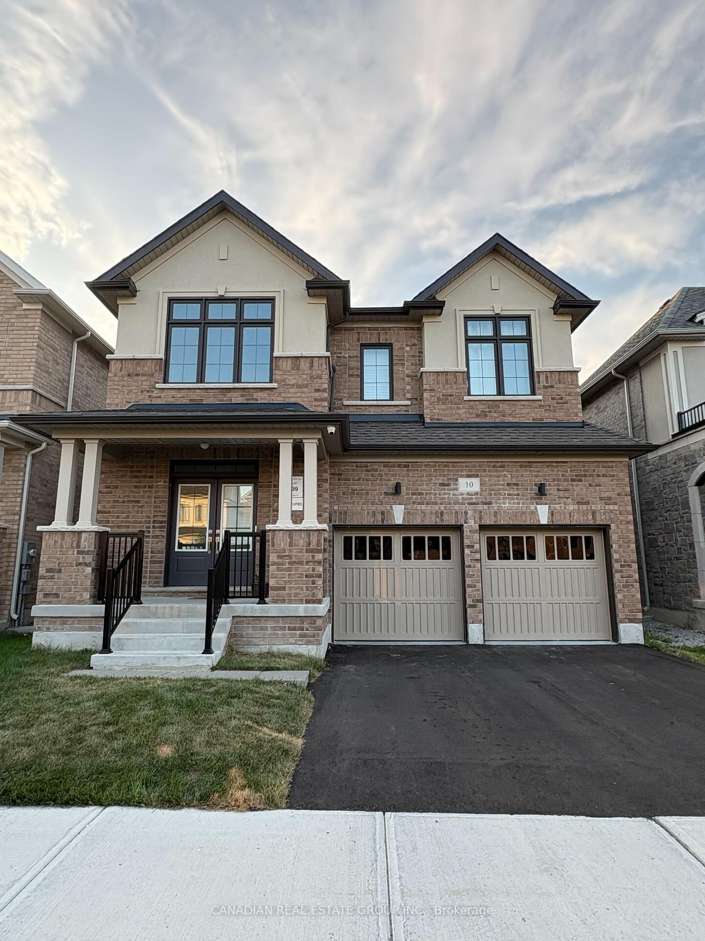 Property Photo: 10 Stennett Drive ON L4P 0J5