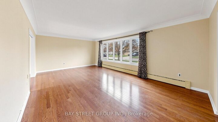14 Machar Place — photo 1