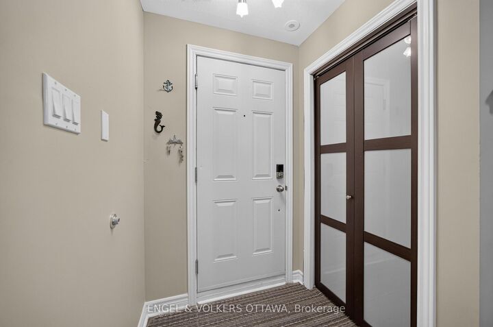 Property Photo: 165 Waterbridge Drive 4 ON K2G 7G3