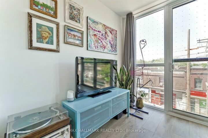 Property Photo: 899 Queen Street E 307 ON M4M 1J4
