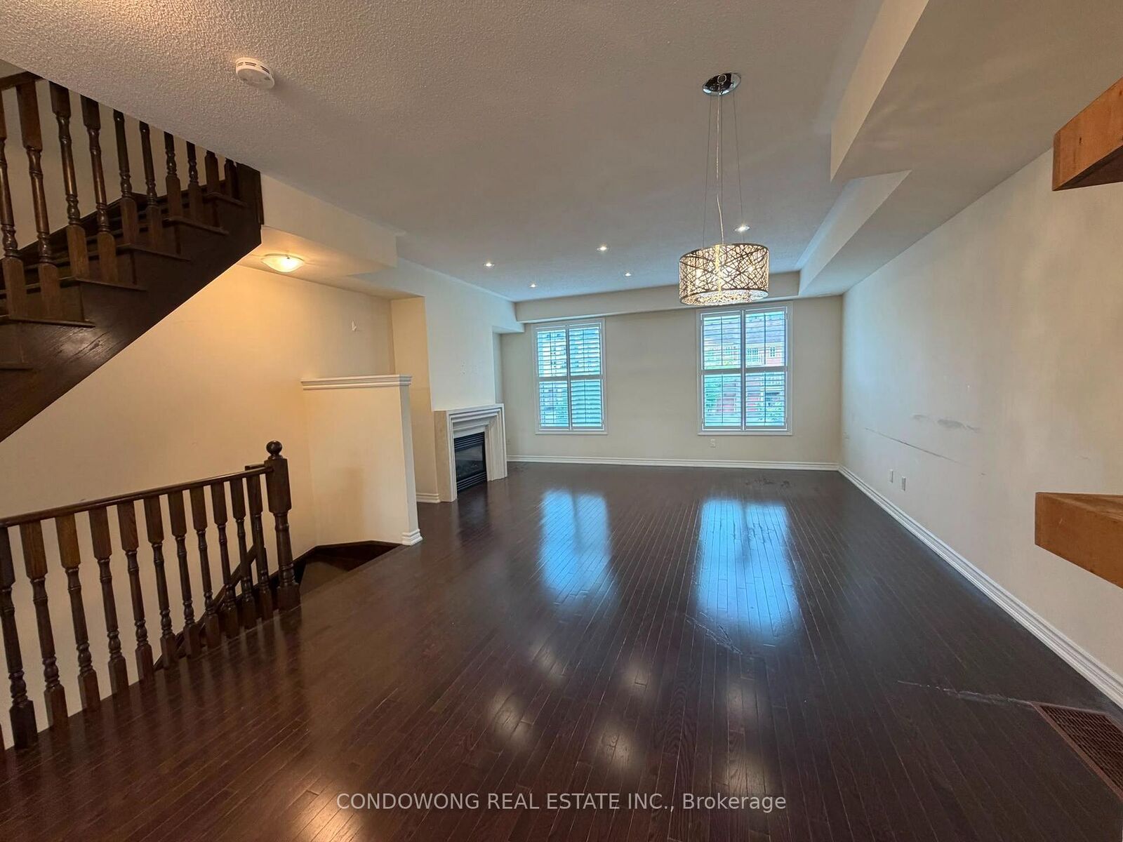 Property Photo: 5 Vandaam Lane ON L6C 0P1
