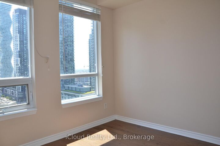 Property Photo: 388 Prince Of Wales Dr Drive 1610 ON L5B 0A1