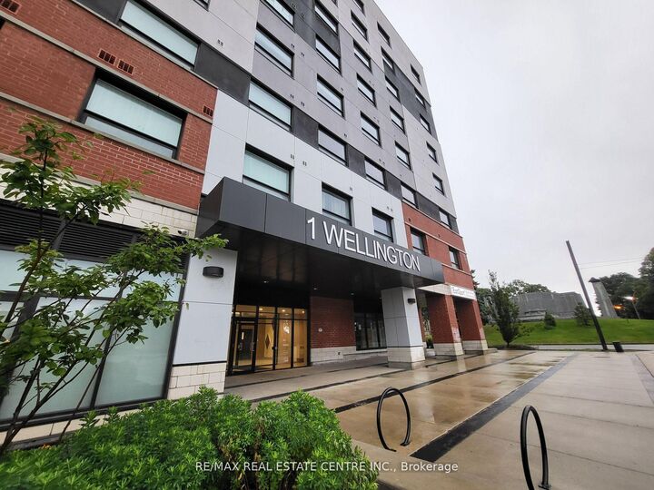 Property Photo:  1 Wellington Street 418  ON N3T 2L3 