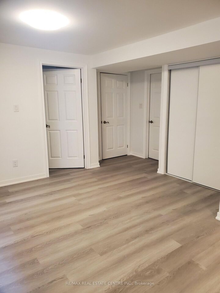 Property Photo: 1118 Lambton Drive Basement ON L6J 7P3