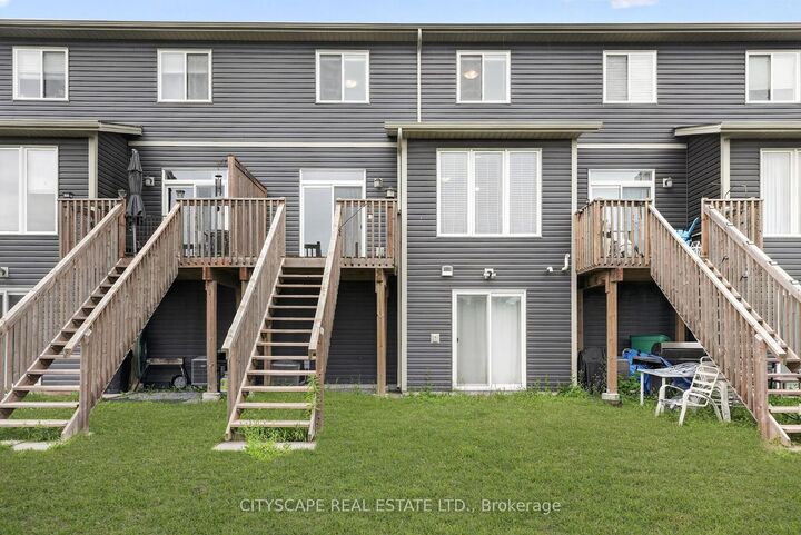 Property Photo:  27 Lamb Crescent  ON L2V 0G8 