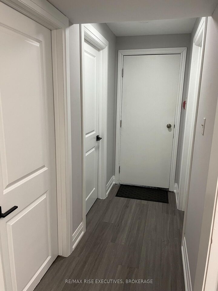 Property Photo: 40 Helen Street 3 ON K7L 4N9