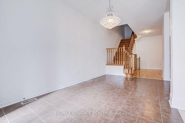 Property Photo: 137 Laramie Crescent ON L6A 0R1