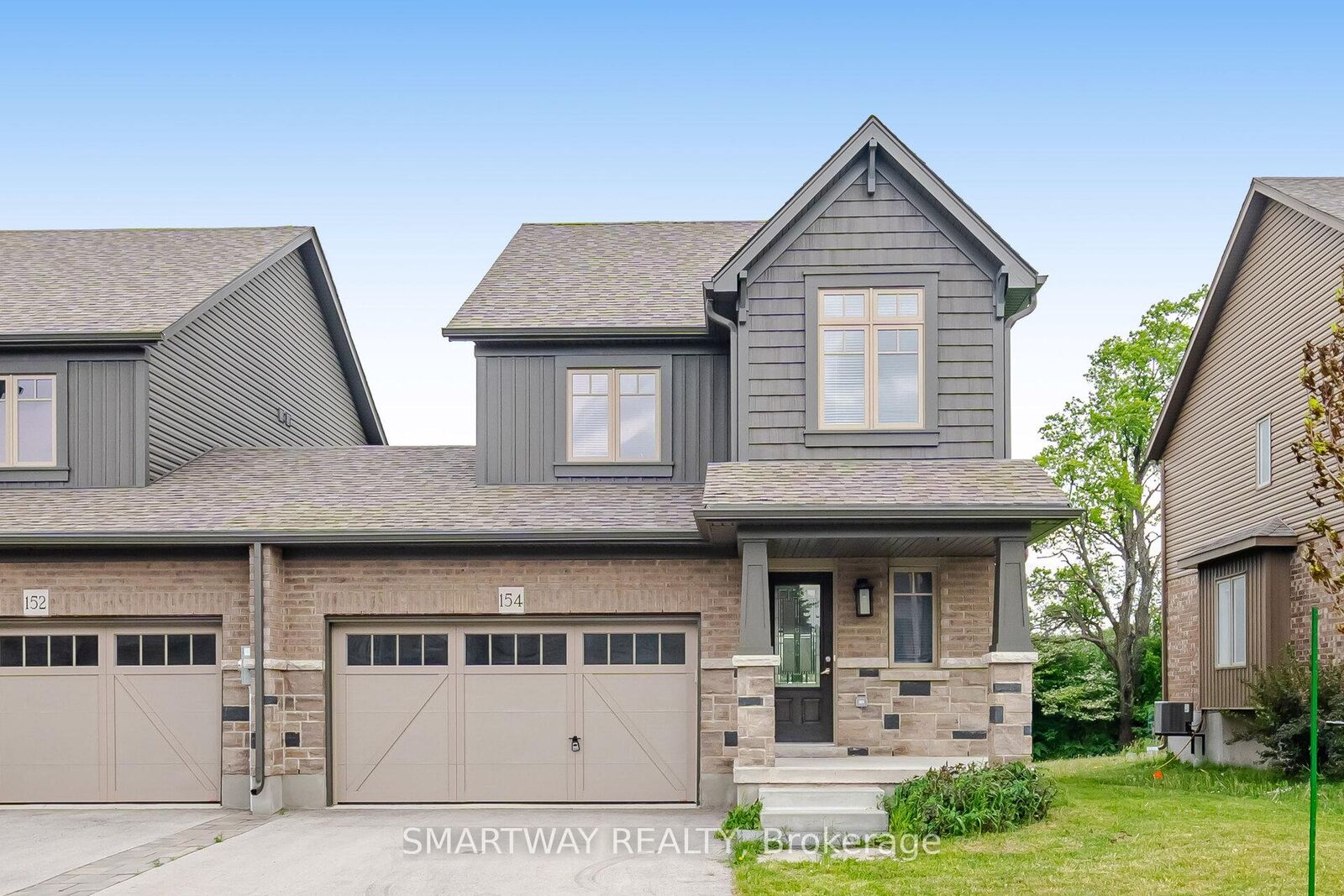 Property Photo: 154 Stonebrook Way ON N0C 1H0