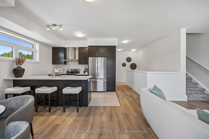 36 Thatcher Drive — photo 1