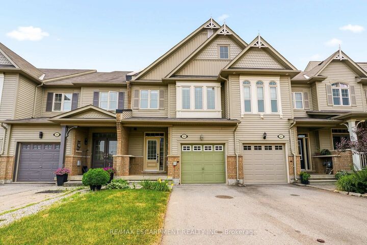 Property Photo: 215 Nisbet Boulevard ON L0R 2H9