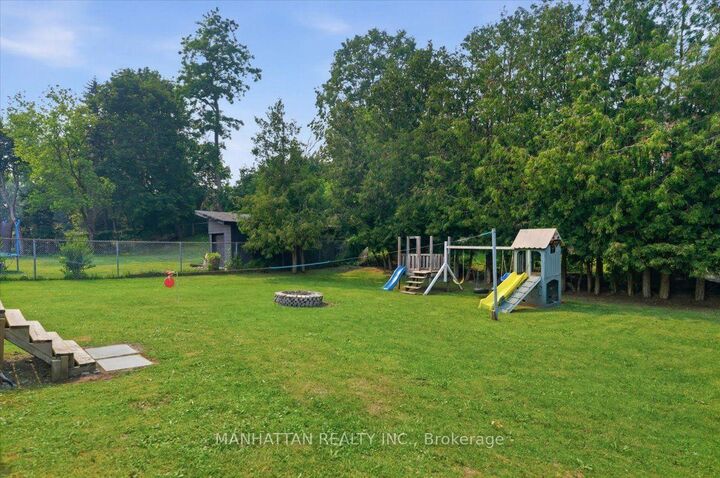 Property Photo: 10 Victor Drive ON L4A 3G5
