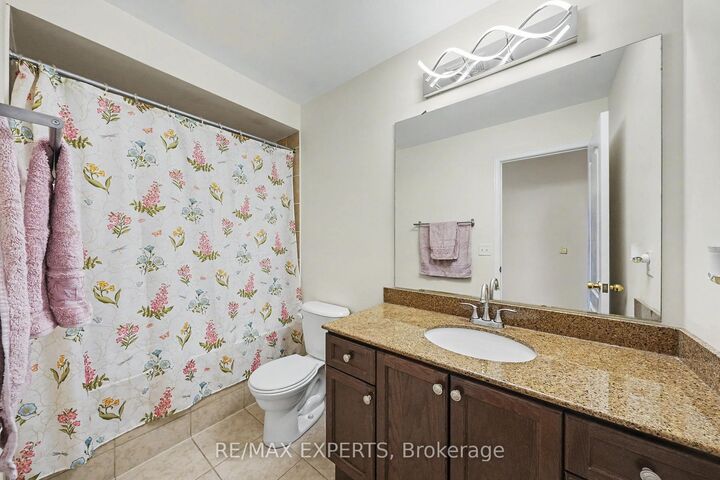 Property Photo: 14 Lotus Street ON L6P 3E1