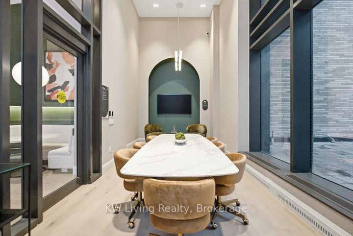 Property Photo:  36 Olive Avenue 809  ON M2N 0M4 
