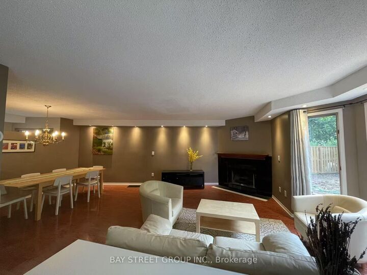Property Photo: 2589 Addingham Crescent ON L6J 7K7