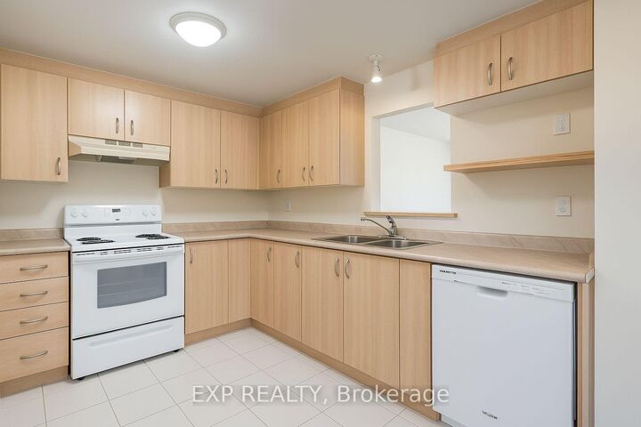 Property Photo: 469 Church Street 8 ON K4R 1G5