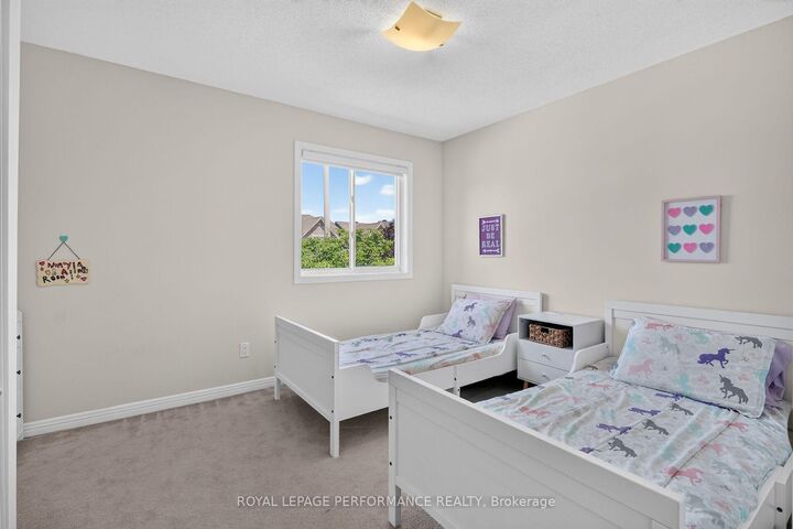 Property Photo: 990 Lucille Way ON K4A 4J2