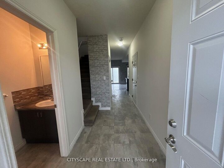Property Photo: 10.5 Dufferin Street 16 ON N0J 1P0