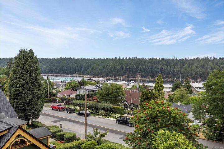 Property Photo: 220 Townsite Rd #403 BC V9S 5S8