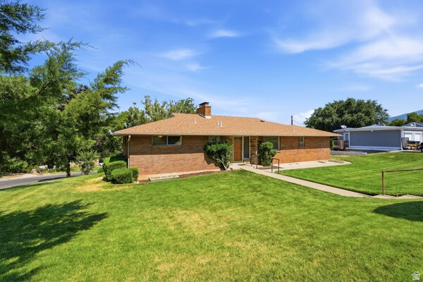 Property Photo: 3016 S Davis Blvd UT 84010