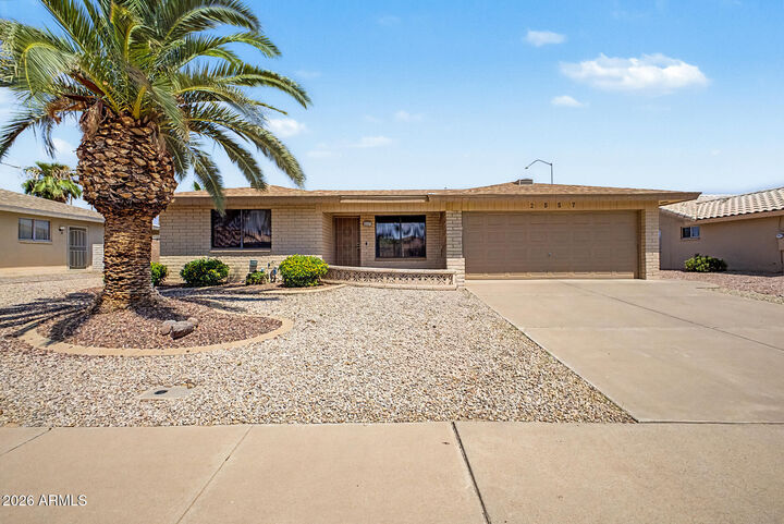 Property Photo:  2557 S Zinnia --  AZ 85209 