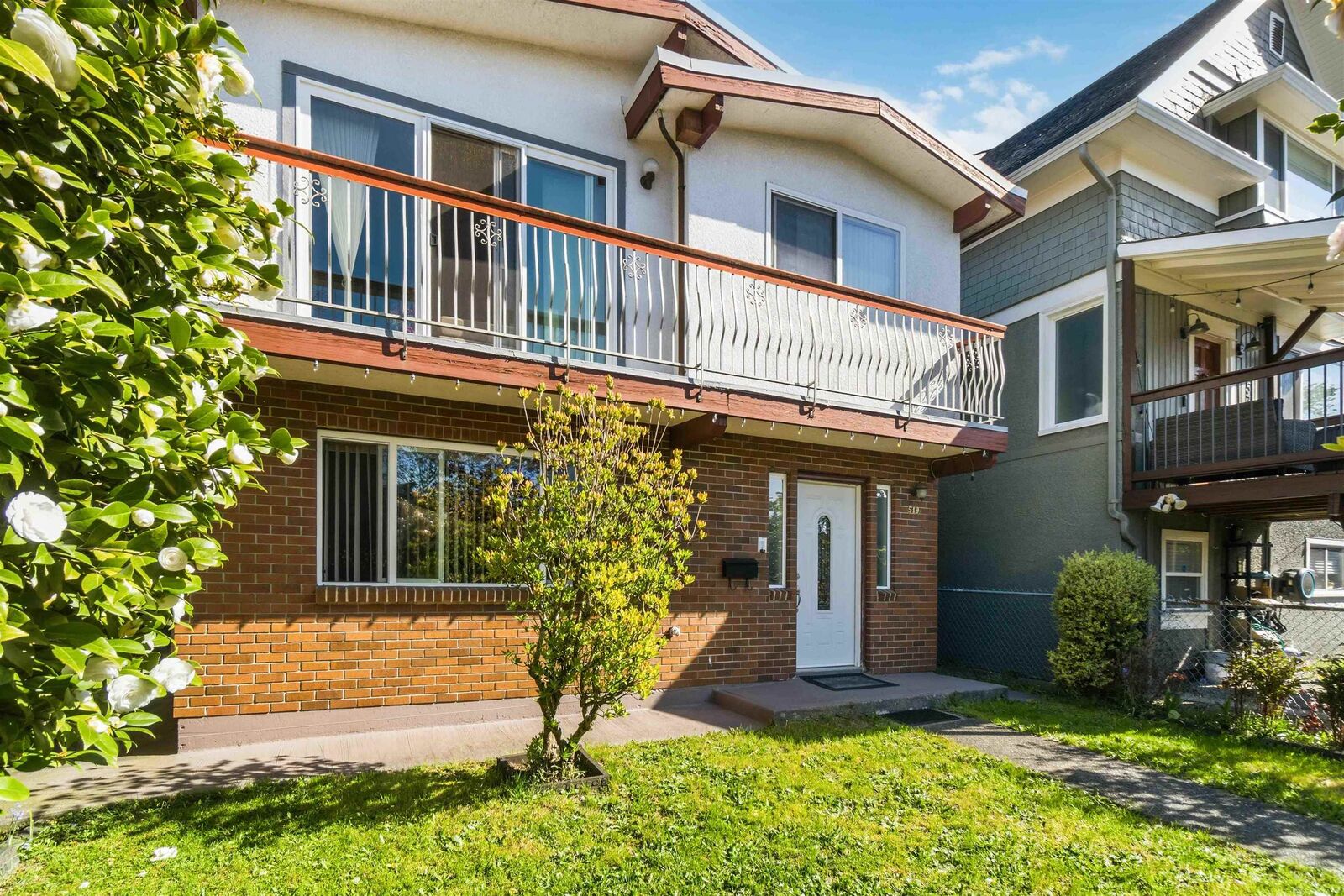 Property Photo:  549 E 56th Avenue  BC V5X 1R6 