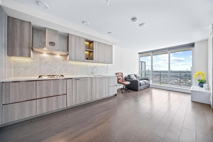 433 SW Marine Drive 1107 — photo 1