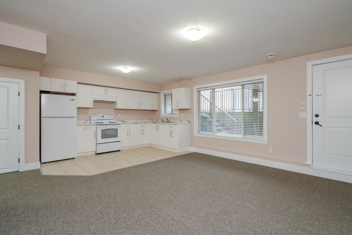 Property Photo: 19586 72A Avenue BC V4N 3E8