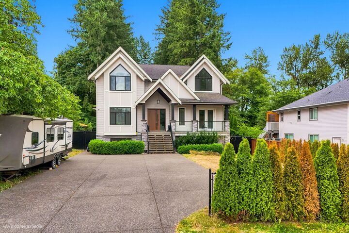 Property Photo: 23376 124 Avenue BC V2X 4K4